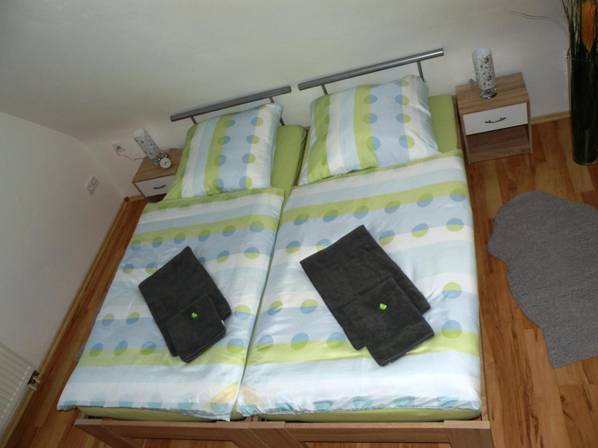 Hollestuebchen Apartamento Hessisch Lichtenau Exterior foto